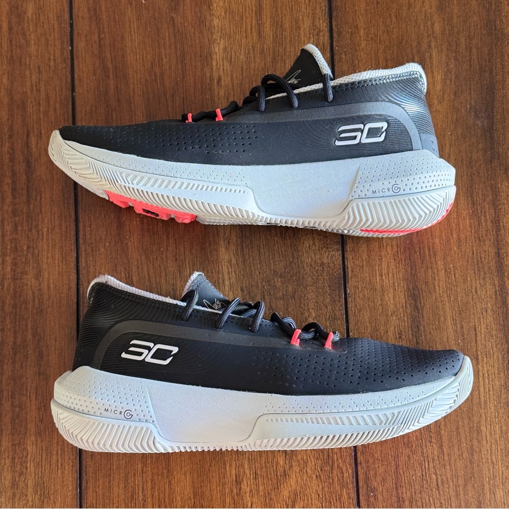 Under Armour Curry 3Zer0 3 'Black Youth Basketball Sneaker Size 4.5Y